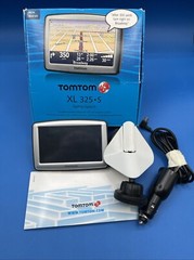 TomTom XL 325 S GPS – USA Automotive Mountable 4.3” LCD Screen w/car charger
