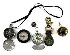 Group Of 7 Various Assorted Working & Non Working Compass Compasses 0011010