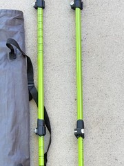 Set of Trail Buddy Trekking Poles 105-135CM Green .. 60