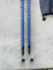 Set of Trail Buddy Trekking Poles 105-135CM Blue .. 10M