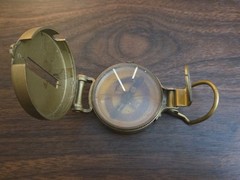 Vintage & Collectible Metal Liquid Filled LENSATIC Precision Pathfinder Compass