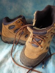 OUTDOOR GEAR Women’s Trail Crest HIKING BOOTS pre-owned US Sz 8