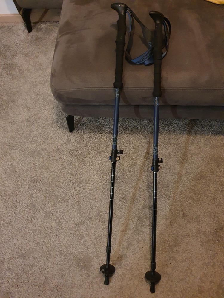Adventuridge Hiking Poles Telescopic 67-135cm, Mint Condition