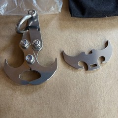 2 Stainless Steel 4-Claw Folding Hook – Hiking, Camping, Backpack Fix – New