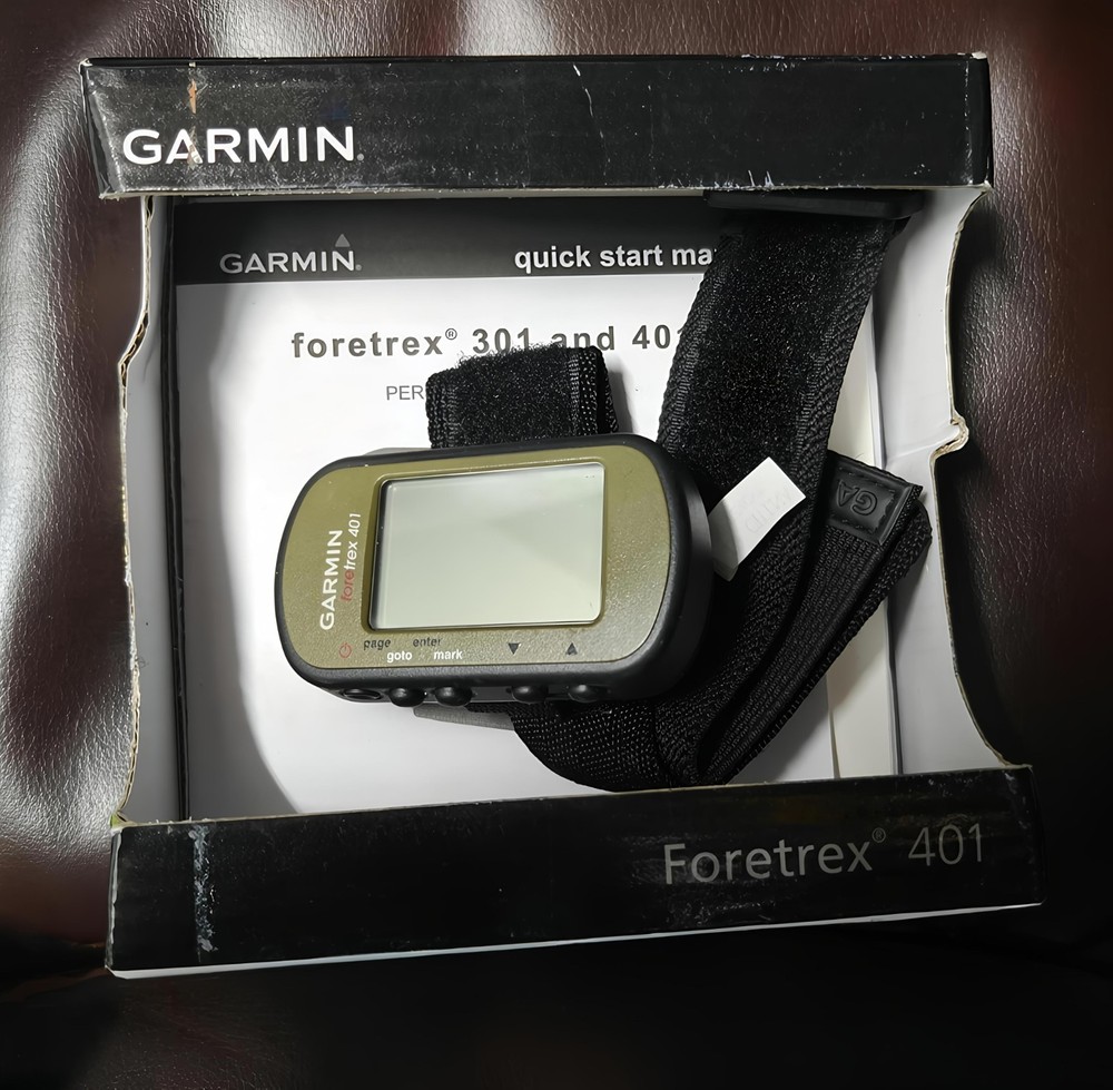 Garmin Foretrex 401 Wristband GPS Personal Navigator Compass, Waypoint, Hiking.