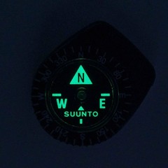 SUUNTO Clipper L/B NH Compass Clips to Watch Band w/ Liquid-Filled Jewel Bearing