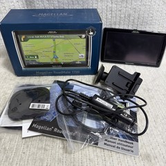 Magellan Roadmate 1700-MU GPS Mount, Power Cord, USB