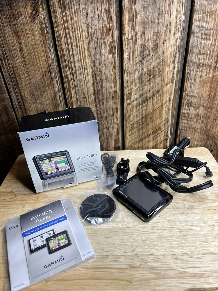 Garmin Nuvi 1260 T GPS Navigation Pre Owned