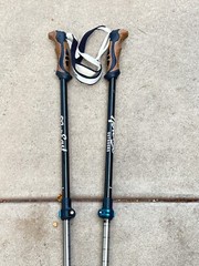 Set of Noreast outdoors trekking Poles 100 -135CM … 7U