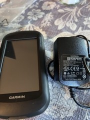 Garmin Montana 680t Hiking GPS 4 in Touchscreen Color Display Waterproof Black