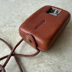 Vintage Acrylic Glass Compass w/ Mirrored Leather Case