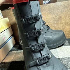 Tingley Winter-Tuff 4450 4-Buckle Ice Traction Overshoe, Mens 11 Black