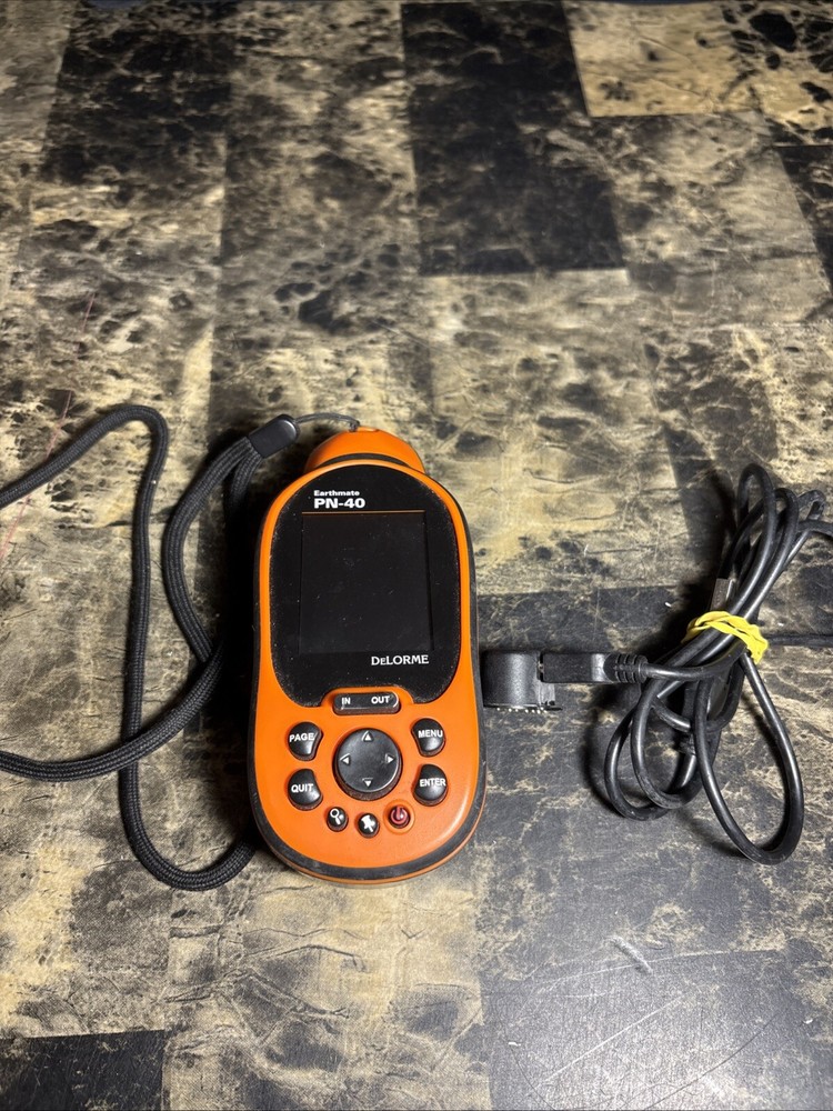 Delorme Earthmate PN-40 Color Screen Handheld Navigation Color Screen Tested