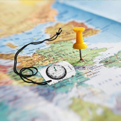 9 Pieces Orienteering Compass Hiking Backpacking Camping Compass Map Reading Out