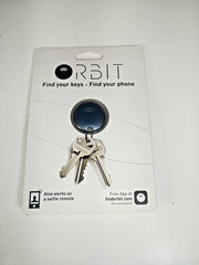Orbit – Find Your Keys, Find Your Phone And Take A Selfie – dark blue