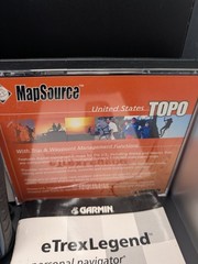 Garmin eTrex Legend Handheld GPS Bundle – Powers On – MapSource US Topo & Mount