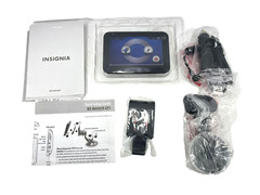 Insignia GPS Car Portable Navigator 4.3″ Color Screen NS-NAVO2R w/Accessories