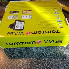 Tom Tom VIA 1405TM Portable GPS Navigator 4.3″ Touchscreen Lifetime Maps NOS