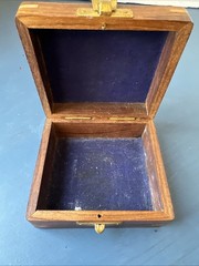 ✨PORTHO Thoreau’s Go Confidently Engraved Compass with Wooden box✨
