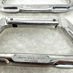 Omega USA Carabiner Metal D Ring 31kN Silver Oval Climbing Rescue Gear (LOT x2)