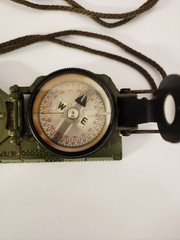Vintage Compass US Military Issue Unbranded Model 3H