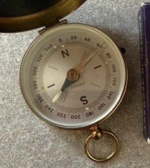 Vintage Hoffritz Brass Pocket Compass w/ Original Box – Made in Western Germany