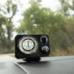 Sun Company Navigat’r 6 – Six-Function Dashboard Altimeter/Barometer (Meters)
