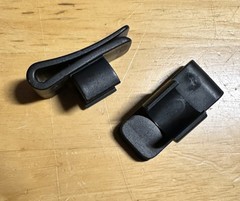 LEKI Hands Free Security Clip 1-Pair
