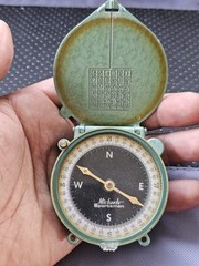 Vtg Uncle Mike’s Sportsman Precision Compass By Michaels Of Oregon Working V8
