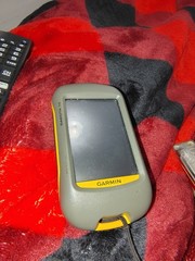 Garmin Dakota 10 Hiking GPS Handheld w/ Compass, USB, 20h, Gray/Black/Yellow