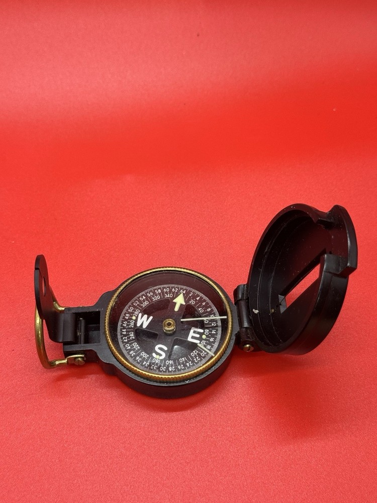 Vintage Engineers Directional Compass 12BX Free Shipping