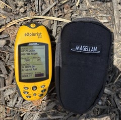 Magellan eXplorist 200 Handheld GPS Unit w/Bag- Waterproof Hiking Geocache