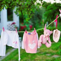 Portable Travel Clothesline 32 Foot Adjustable with Clips for Laundry Drying