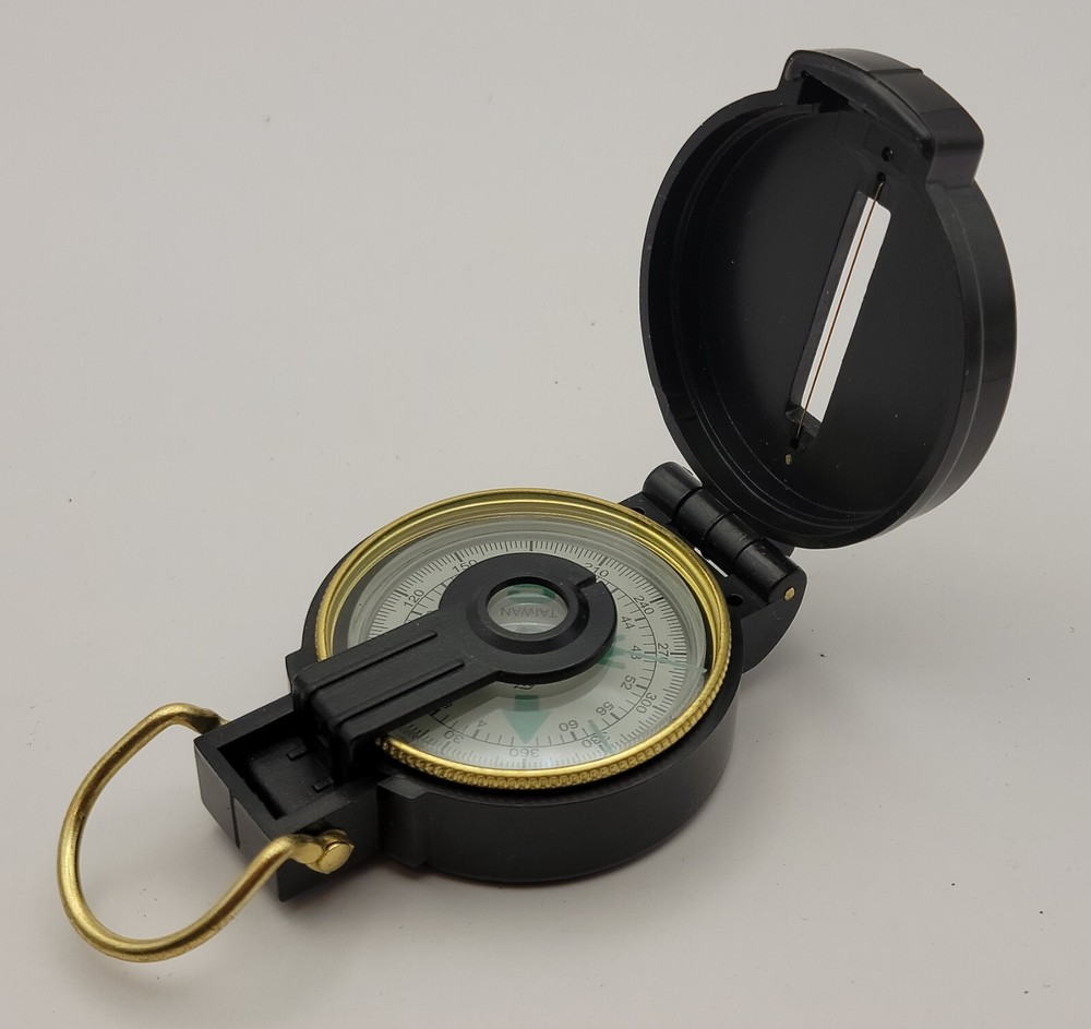 Vintage Engineer Lensatic Directional Compass Black Made in Taiwan