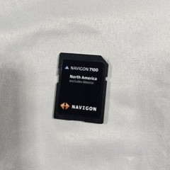 Navigon NVG 7100 Automotive Navigation Unit GPS W/ Cord North America