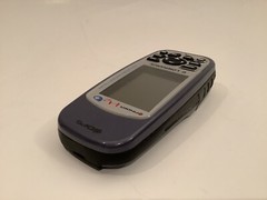 LOWRANCE IFINDER H2OC HANDHELD GPS WAAS RECEIVER – DOESN’T POWER ON – SOLD AS IS