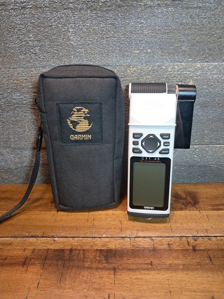 Garmin GPS Bundle 48 Personal Navigator Channel 12 Receiver Does Not Power On