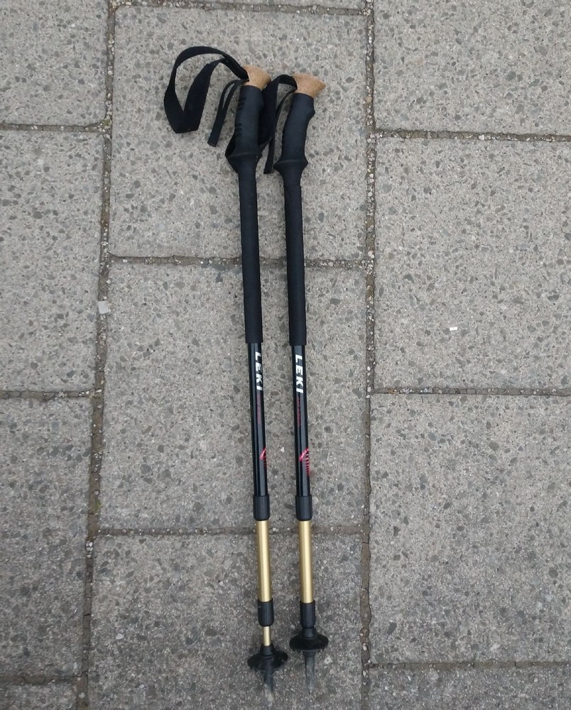 Leki Makalu Air Ergo Triple Spring Shock Absorbed Hiking Poles 110-140cm Walkin