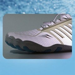Water Shoes Unisex Quick-Dry Hiking Beach River Tracing Rubber Outsole
