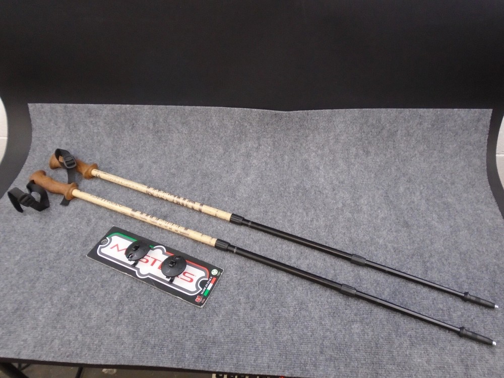 Masters Tundra 1 . 1 Special Series Aluminum Alloy Trekking Poles Made In Italy