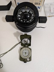 Ritchie Hb-845 Helmsman Steel Boat Compass Bracket Mount Black.