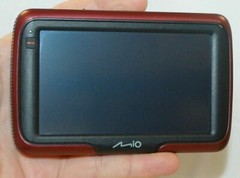 MIO Moov S401 Portable Car GPS Navigator System 4.3 LCD Widescreen Spoke Streets