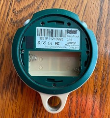 Bushnell BackTrack GPS 360051 Compass Hiking Green NO BACK – READ