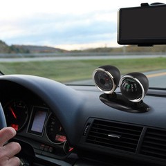 Car Compass with Built in Thermometer Compact Design for Easy Placement