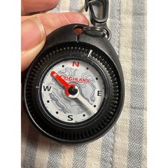 Coghlan’s Zipper Pull Compass Black Clip On Hiking Camping Emergency Navigation