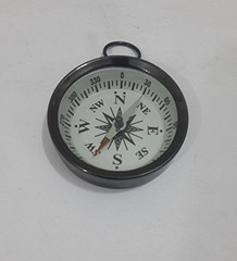 Solid Brass Pocket Compass, 1.75″, Bronze Rustic Vintage Home Decor Gifts