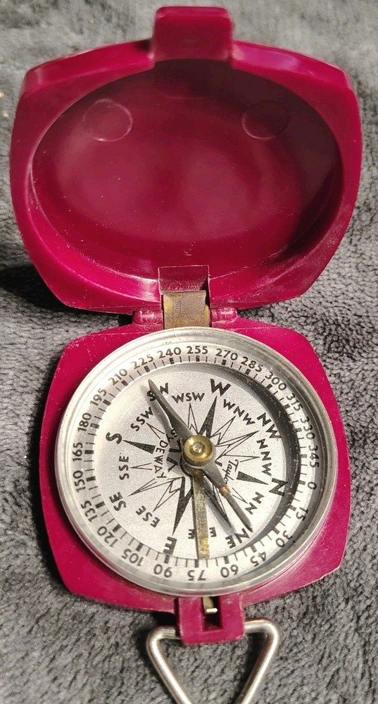Vintage Taylor Gydeway Compass Bakelite Case Red Folding Case