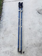 Set of Trekology Folding Trekking Poles 110-130CM Blue W/Bag – 11J