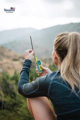 Resqlink View – Buoyant Personal Locator Beacon with GPS for Hiking, Boating and