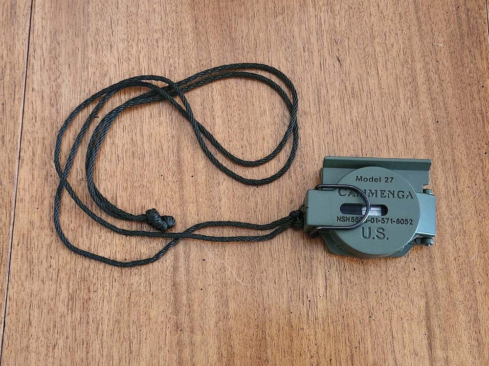 Vtg Heavy Duty Model 27 Cammenga U.S. Phosphorescent Military Compass